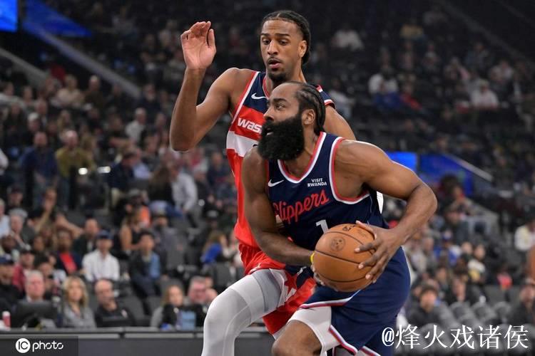 伦纳德33分哈登22+8 快船主场轻取奇才